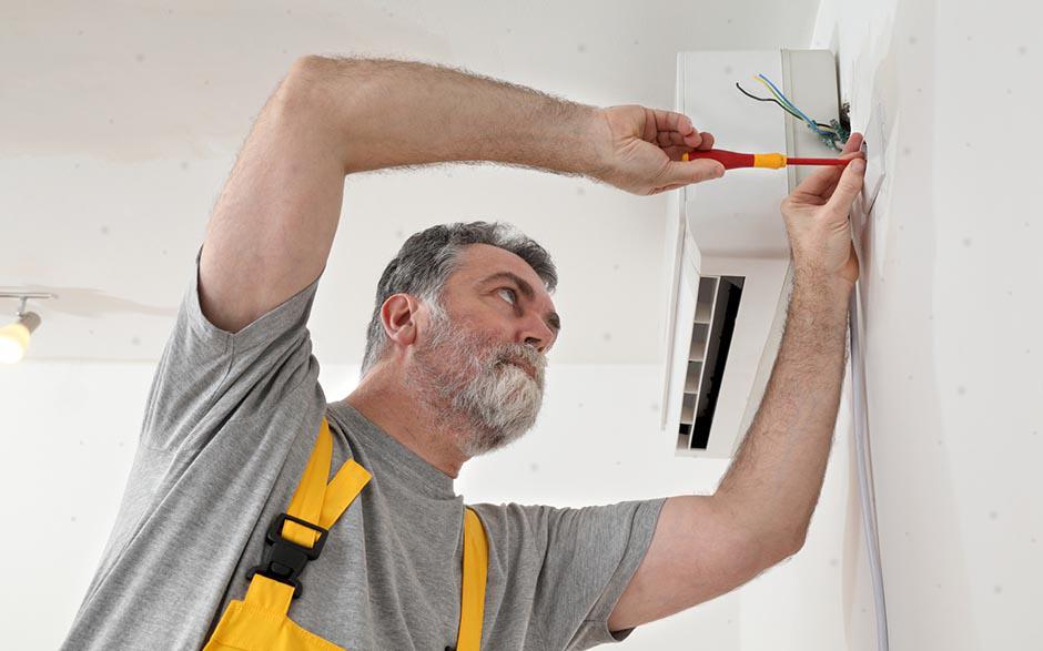 je recherche un électricien Mormant